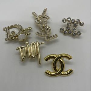 5 piece metal croc charm set